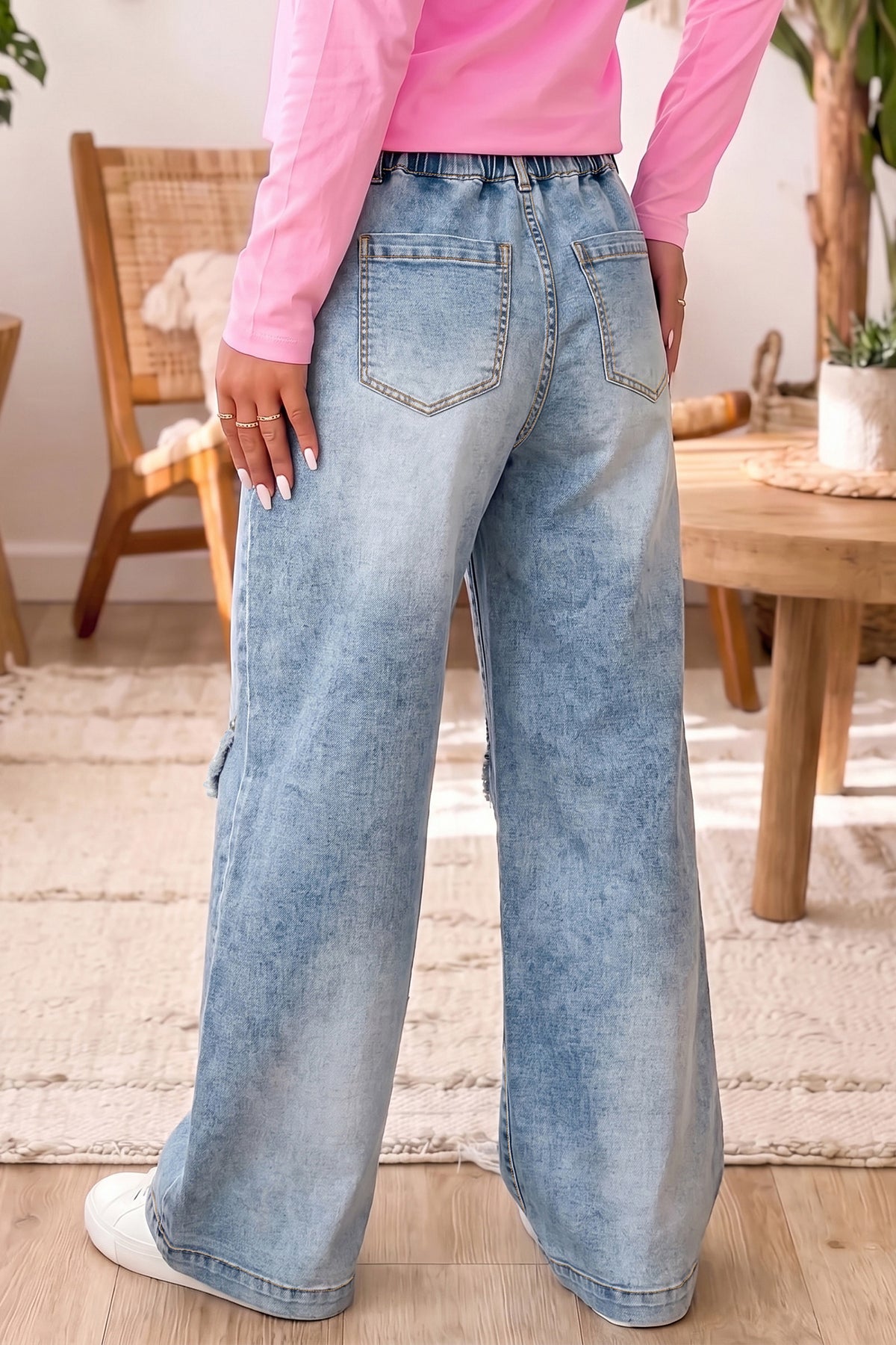 Studded Frayed Wide-Leg Jeans
