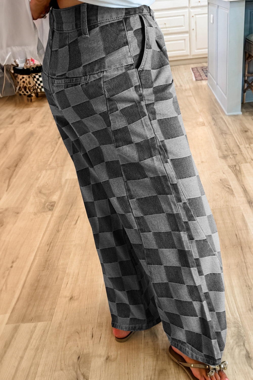 Women’s Heritage Checkered Wide-Leg Jeans